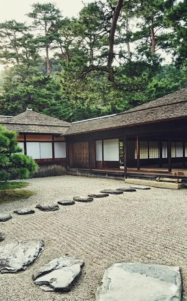Jardín japonés asociado al camino de la mano vacía